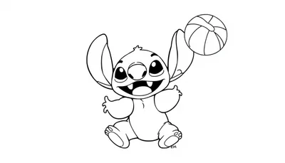 Zwart-wit kleurplaat van Stitch, een schattig figuur met grote oren, brede glimlach en een springende bal naast hem.
