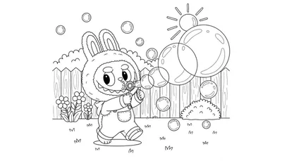 Zwart-wit Labubu konijntje in pluizig pak en tuinbroek blaast bellen met bellenblaasstokje. Op de achtergrond een houten hek, bloemen, gras en de zon met stralen.