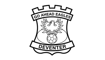 Zwart-wit lijntekening van het Go Ahead Eagles voetbalclublogo: een schild met gekanteelde rand, 'GO AHEAD EAGLES' bovenaan, een adelaar met uitgespreide vleugels op een voetbal in het midden, en 'DEVENTER' onderaan.