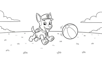 Zwart-witte kleurplaat van Chase van Paw Patrol in politie-uniform, vrolijk rennend of springend achter een gestreepte strandbal aan op een grasveld met wolken.