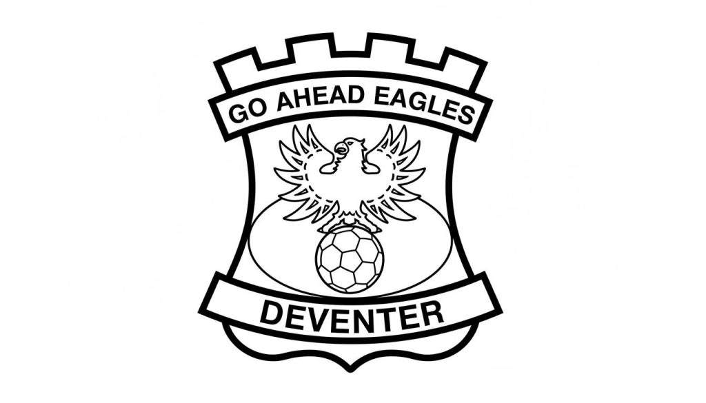 Zwart-wit lijntekening van het Go Ahead Eagles voetbalclublogo: een schild met gekanteelde rand, 'GO AHEAD EAGLES' bovenaan, een adelaar met uitgespreide vleugels op een voetbal in het midden, en 'DEVENTER' onderaan.